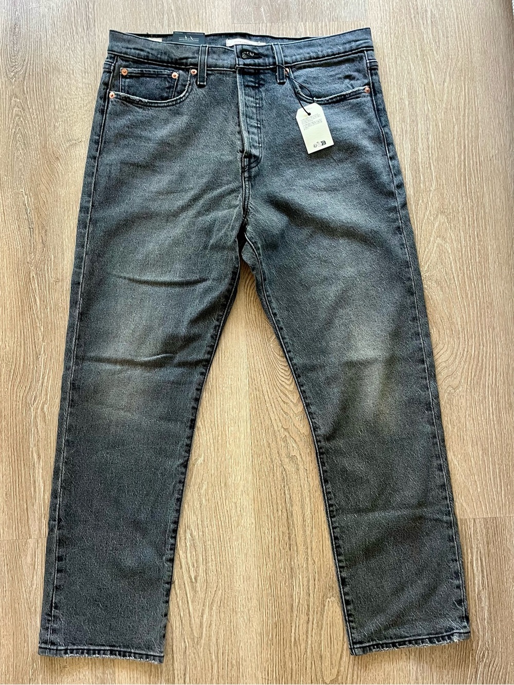 Levi’s Wedgie Straight High Rise Jeans Black Wash 31x28 NWT